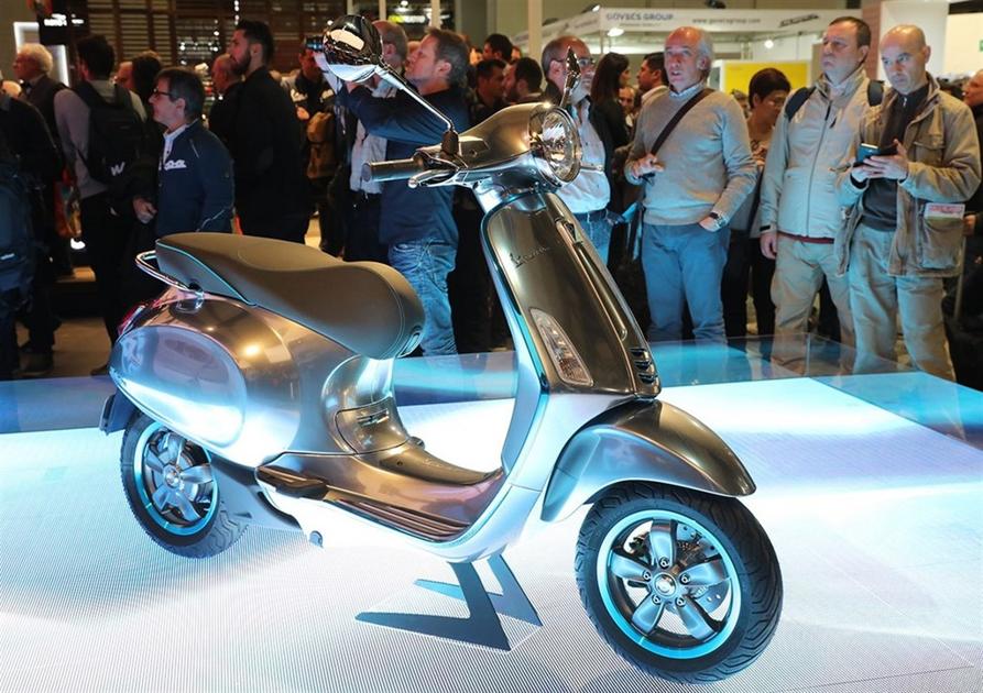 La vespa elettrica, a EICMA 2016