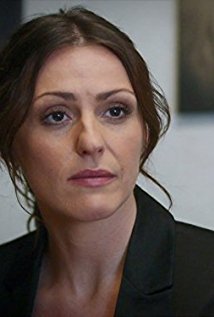 Suranne Jones nei panni di "Doctor Foster"